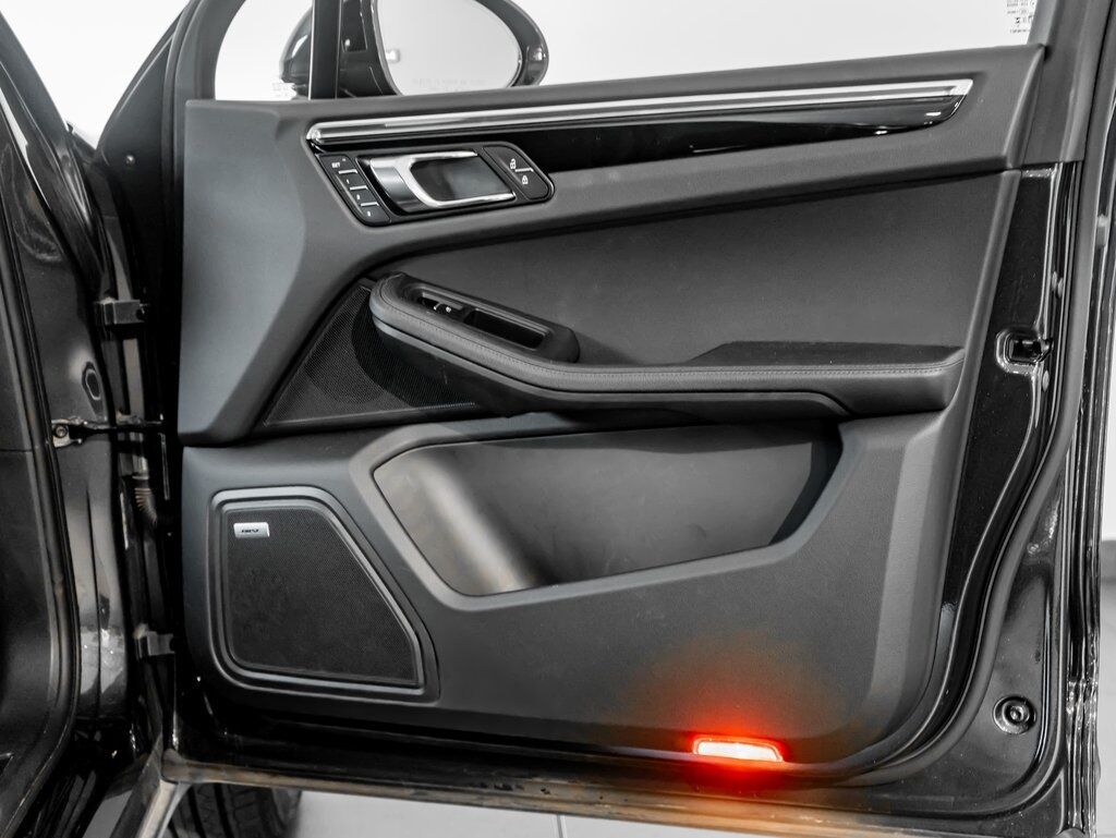 2025 Porsche Macan Colorado Springs CO