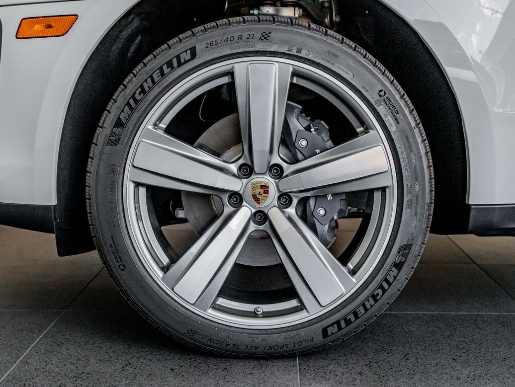 2025 Porsche Macan Colorado Springs CO