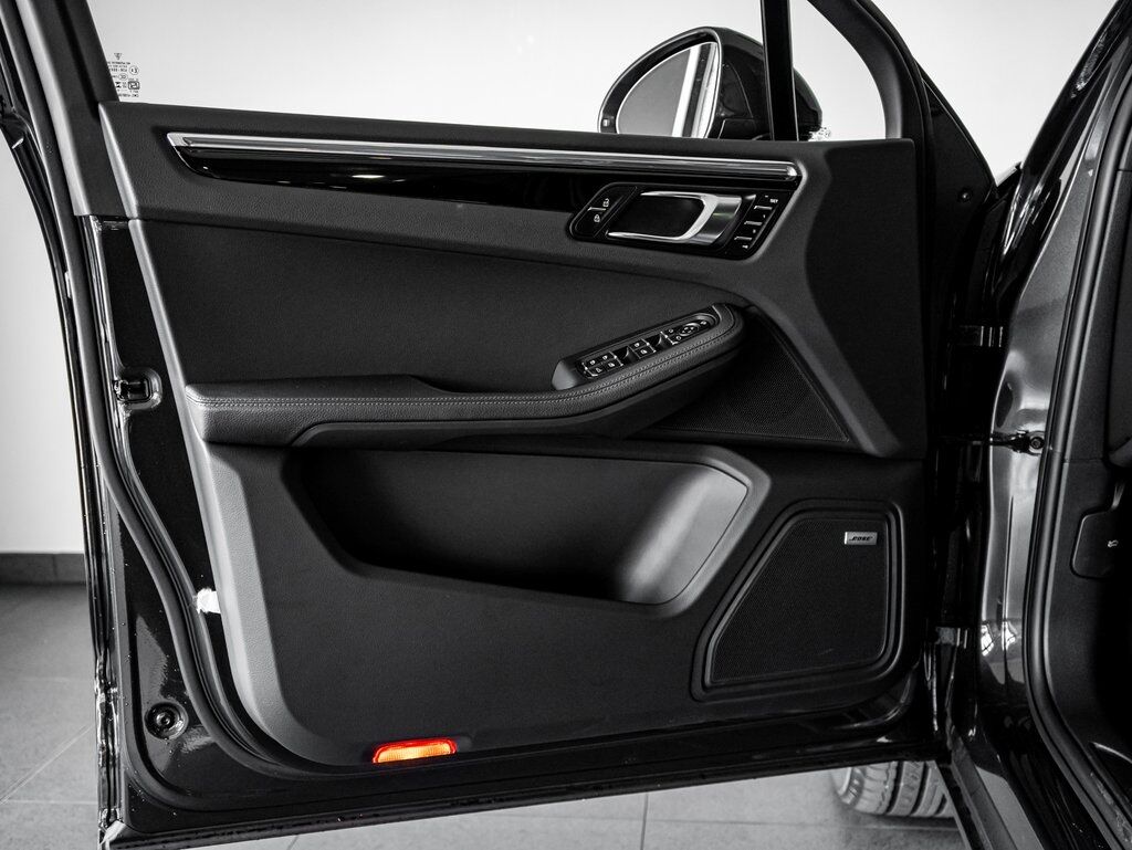 2025 Porsche Macan Colorado Springs CO