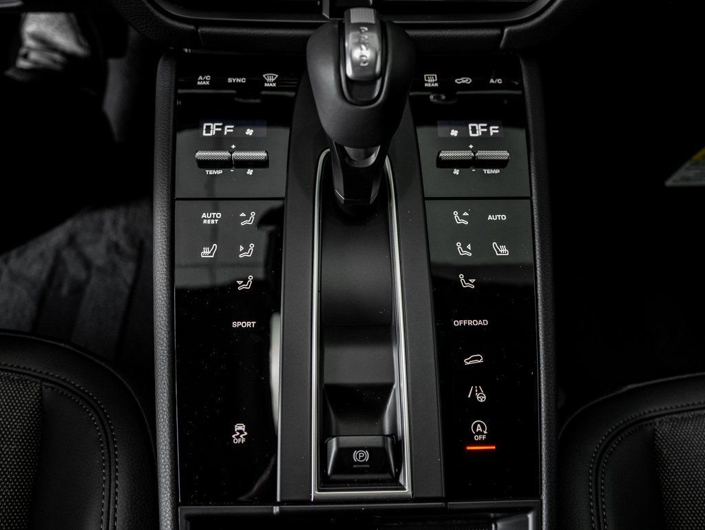 2025 Porsche Macan Colorado Springs CO