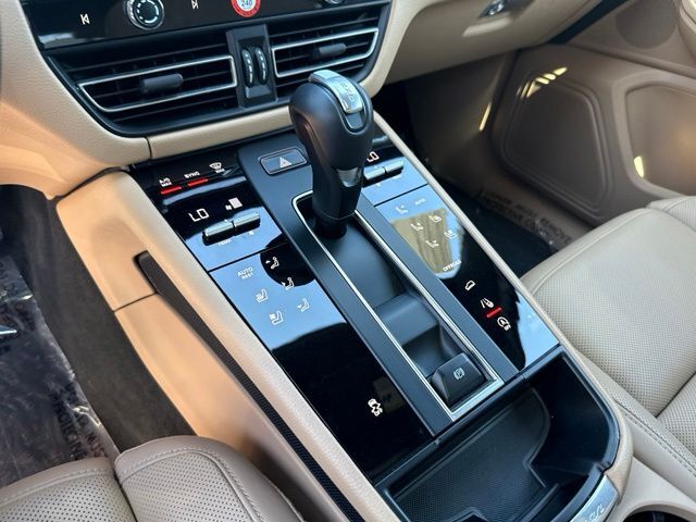 2025 Porsche Macan Albuquerque NM