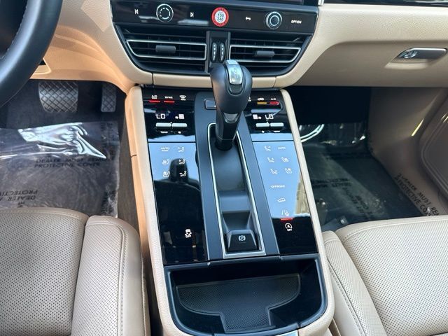 2025 Porsche Macan Albuquerque NM