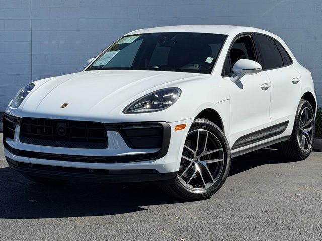 2025 Porsche Macan