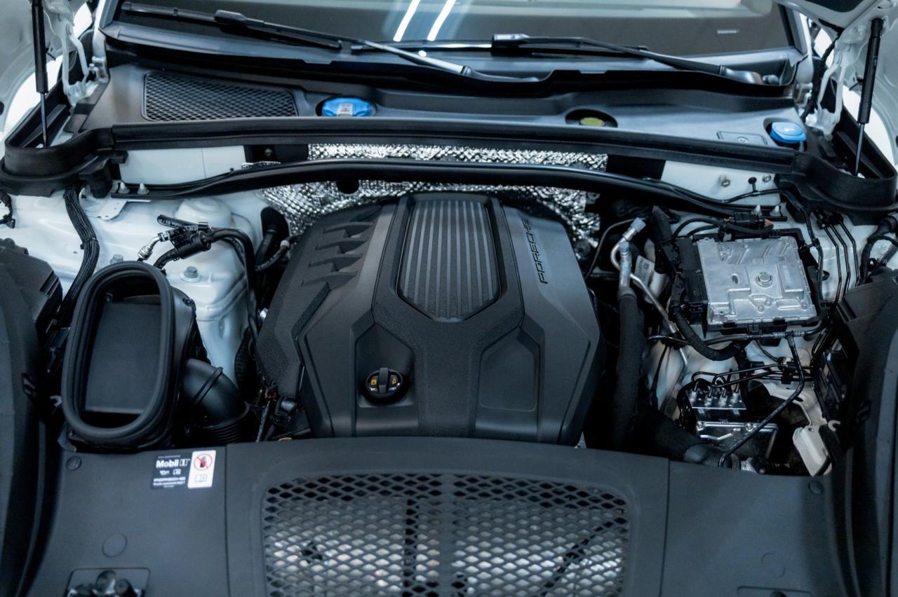 2025 Porsche Macan Marietta GA