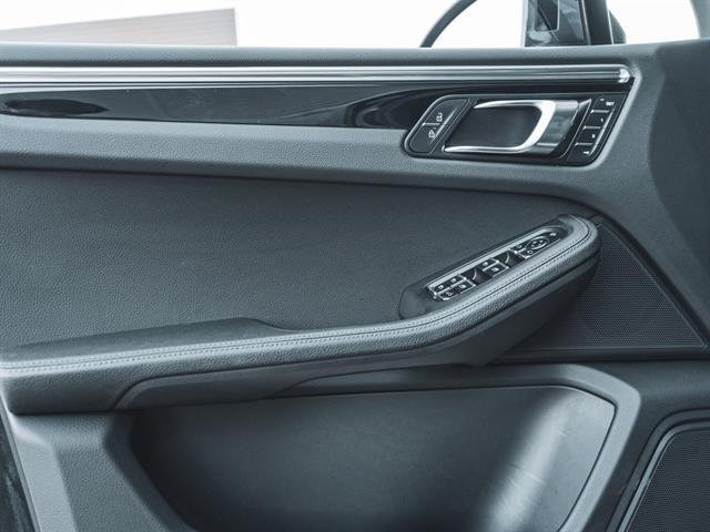 2025 Porsche Macan Bakersfield CA