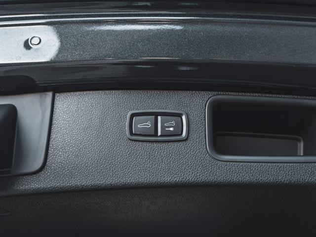 2025 Porsche Macan Bakersfield CA