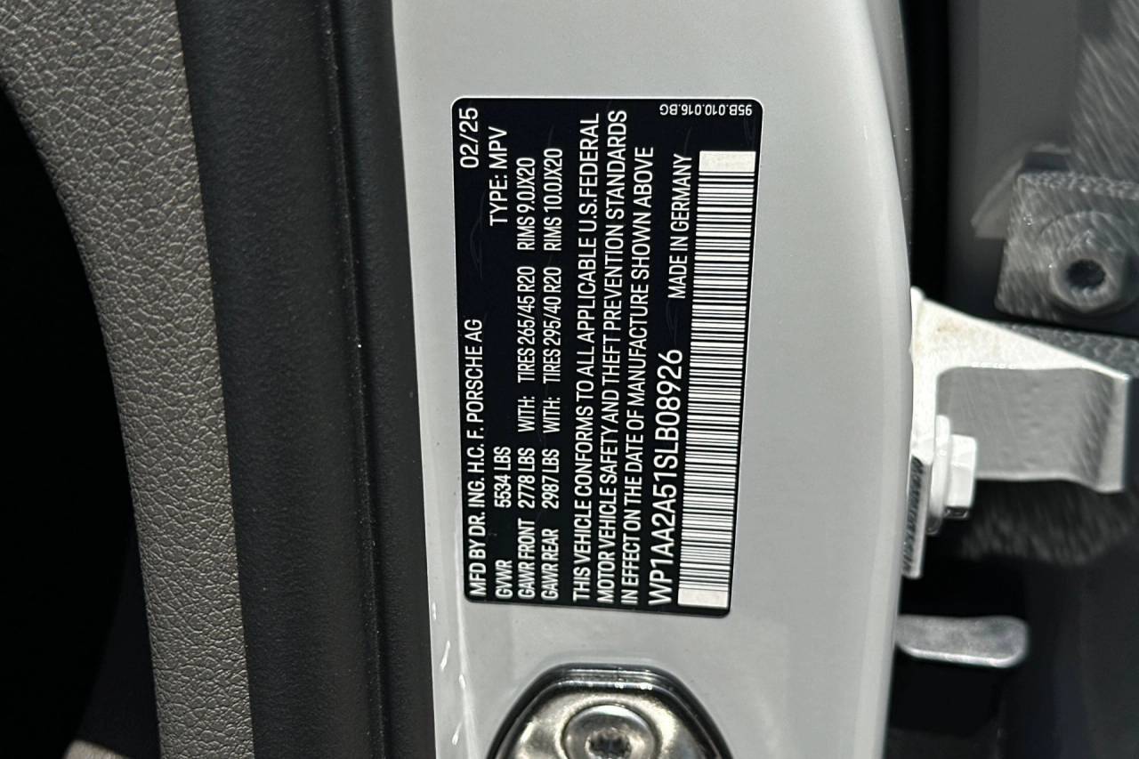 2025 Porsche Macan San Luis Obispo CA