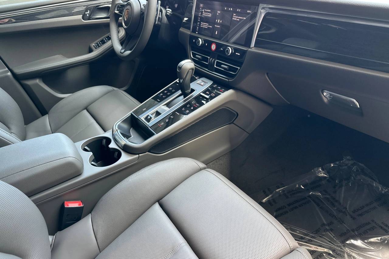 2025 Porsche Macan San Luis Obispo CA