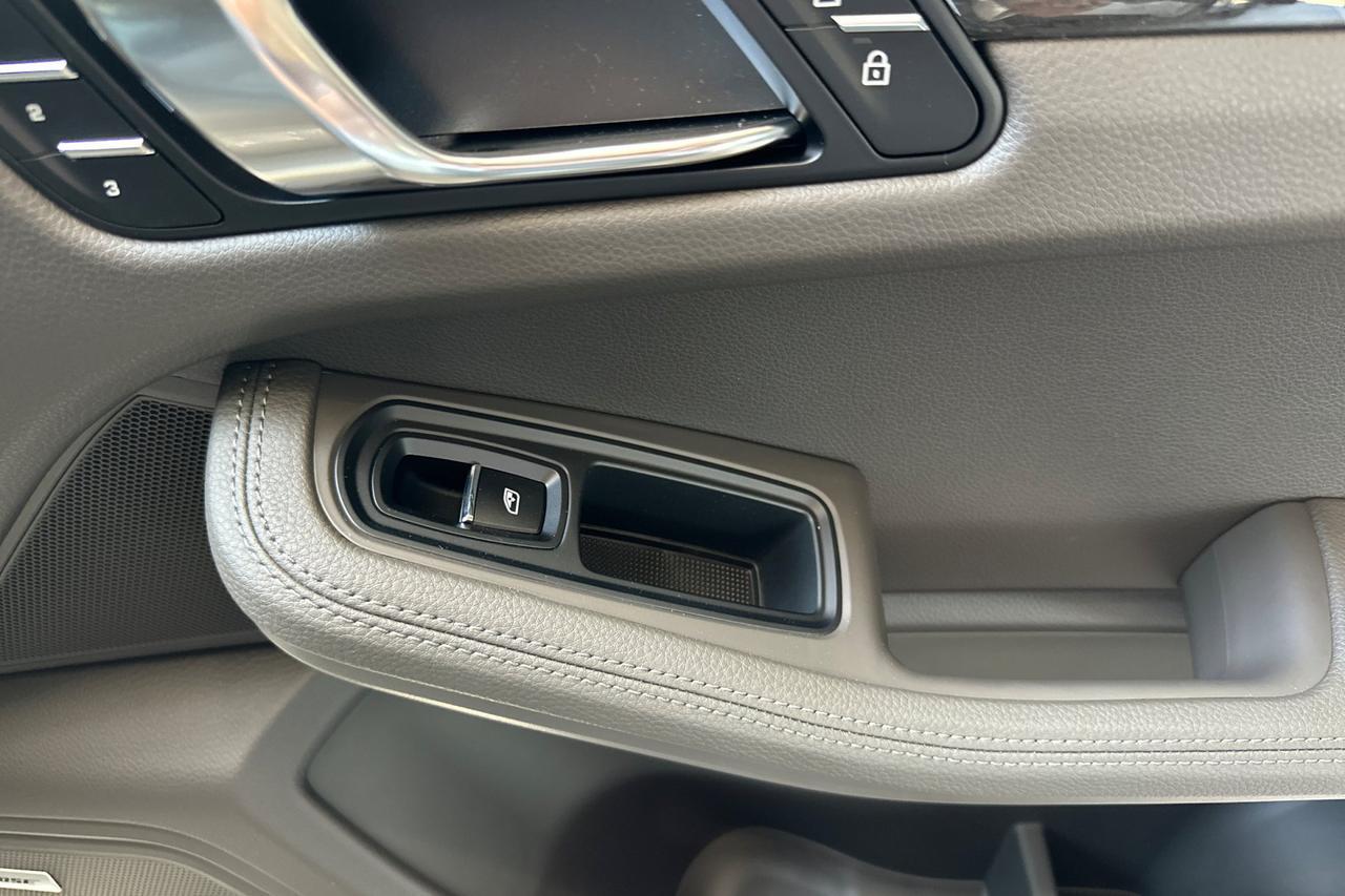 2025 Porsche Macan San Luis Obispo CA