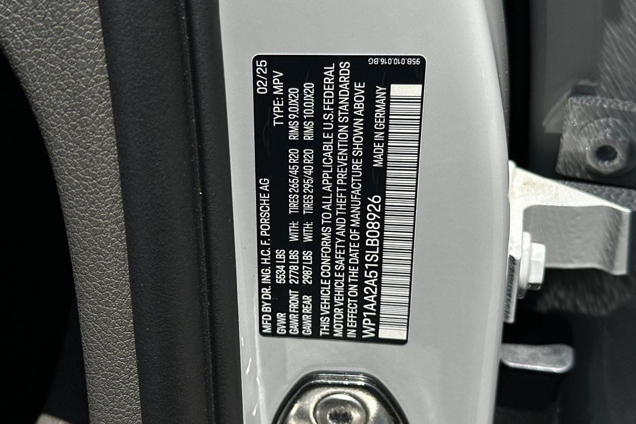 2025 Porsche Macan San Luis Obispo CA