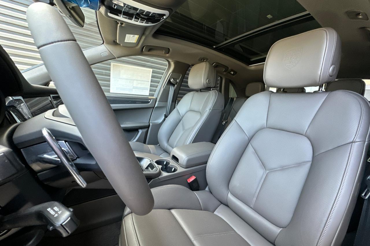 2025 Porsche Macan San Luis Obispo CA