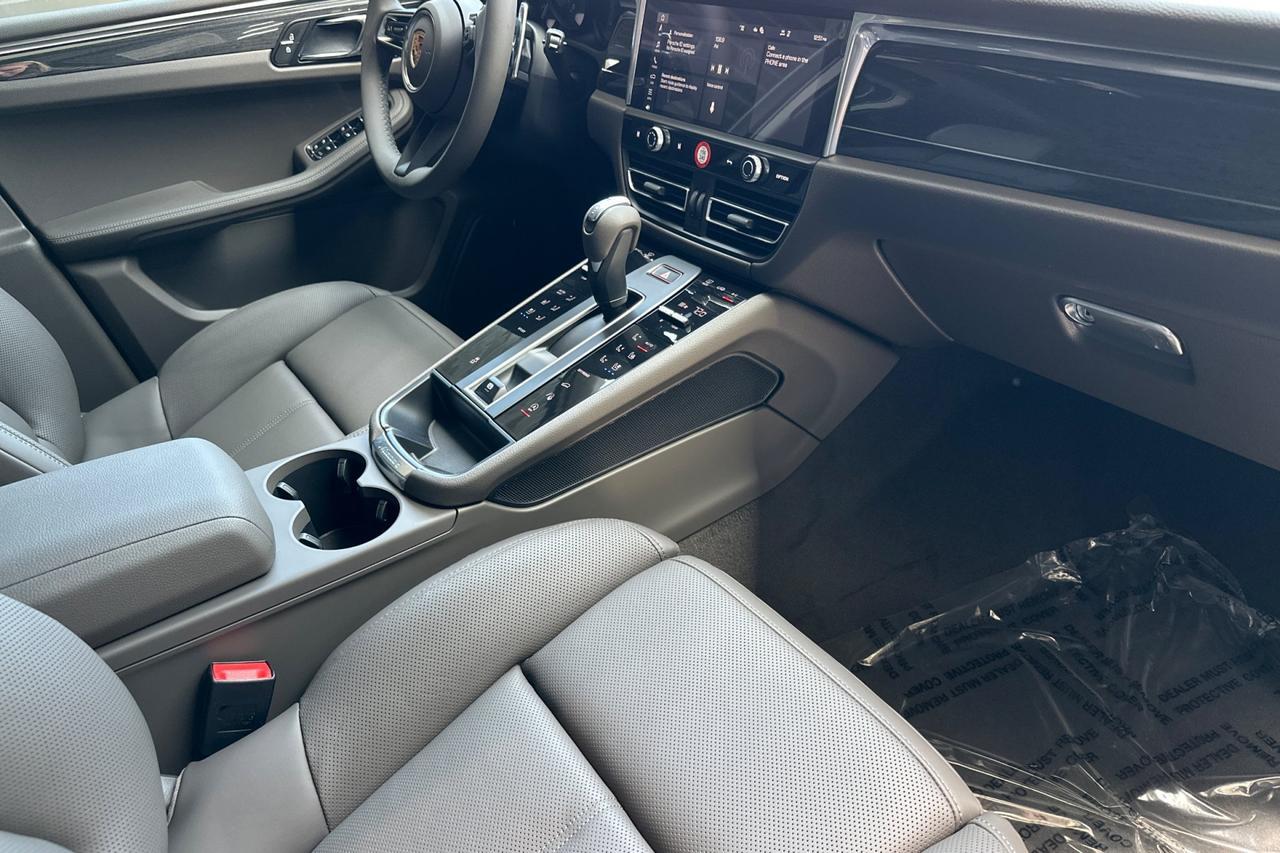 2025 Porsche Macan San Luis Obispo CA