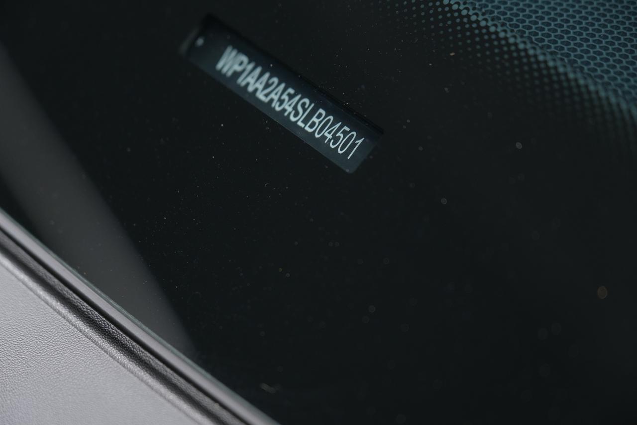 2025 Porsche Macan Miami FL