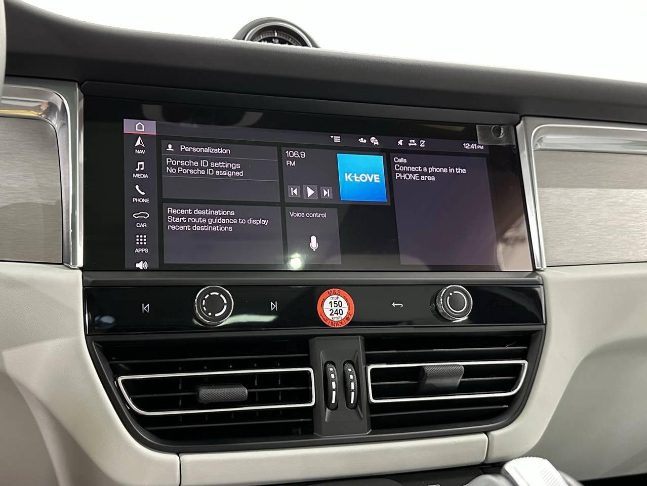 2025 Porsche Macan Newark DE