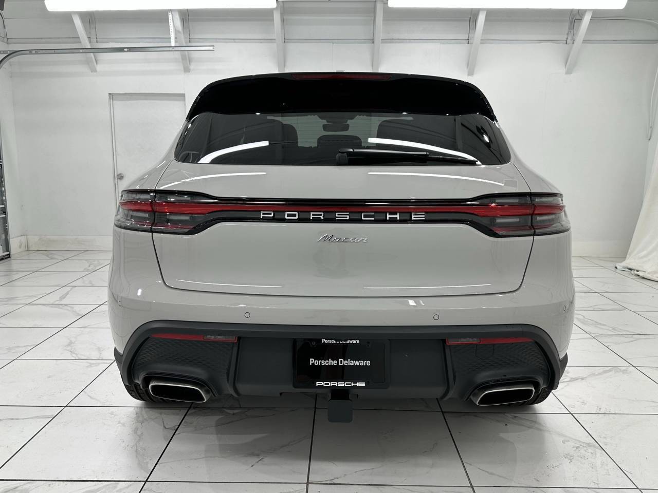 2025 Porsche Macan Newark DE