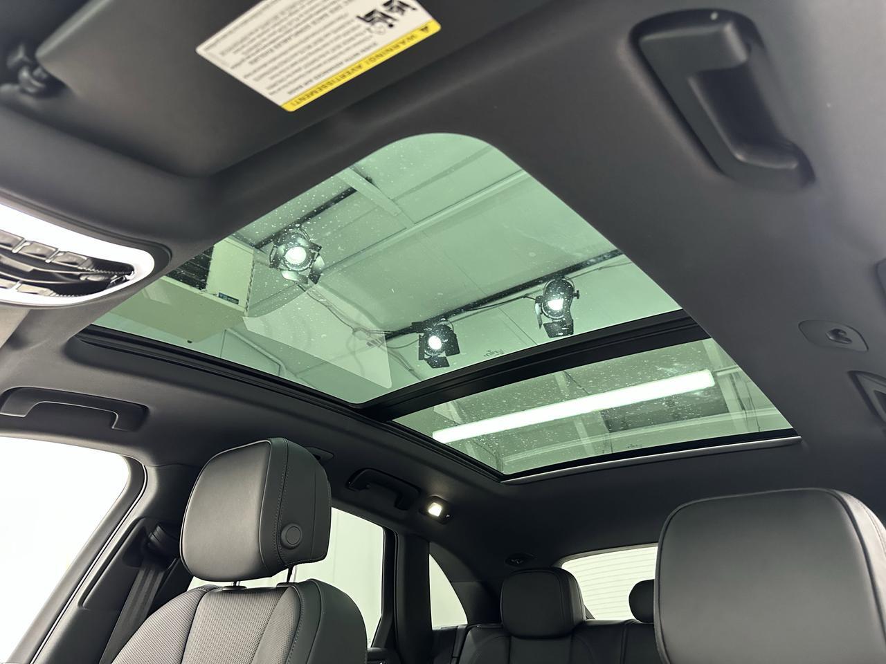 2025 Porsche Macan Newark DE