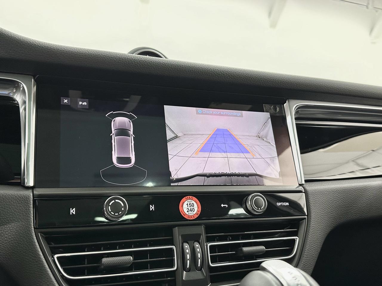 2025 Porsche Macan Newark DE
