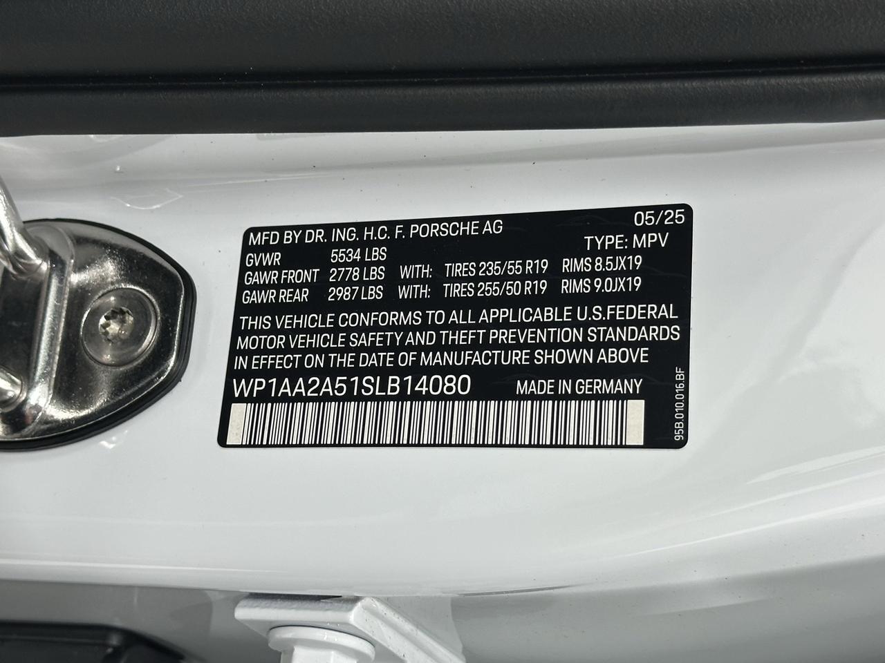 2025 Porsche Macan Newark DE