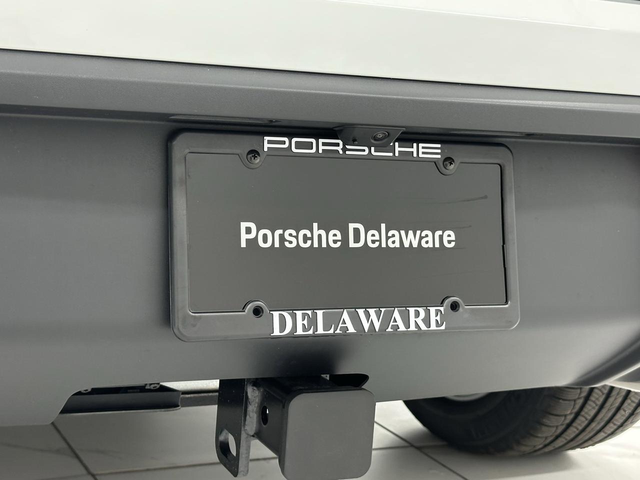 2025 Porsche Macan Newark DE