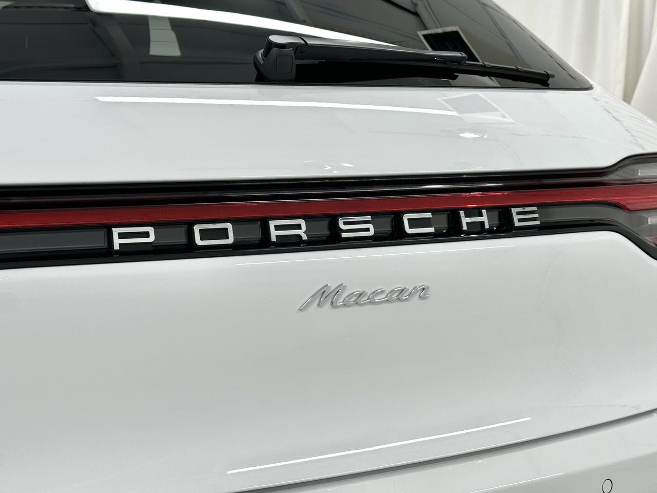 2025 Porsche Macan Newark DE