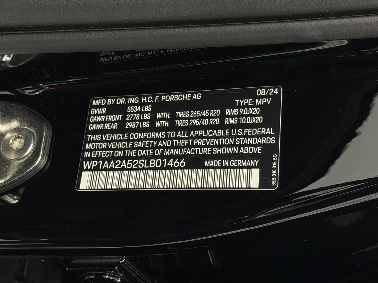 2025 Porsche Macan Newark DE