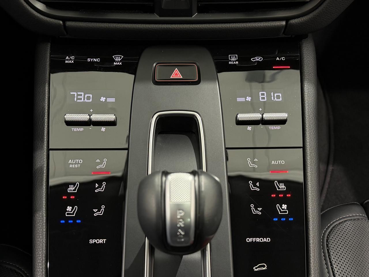 2025 Porsche Macan Newark DE