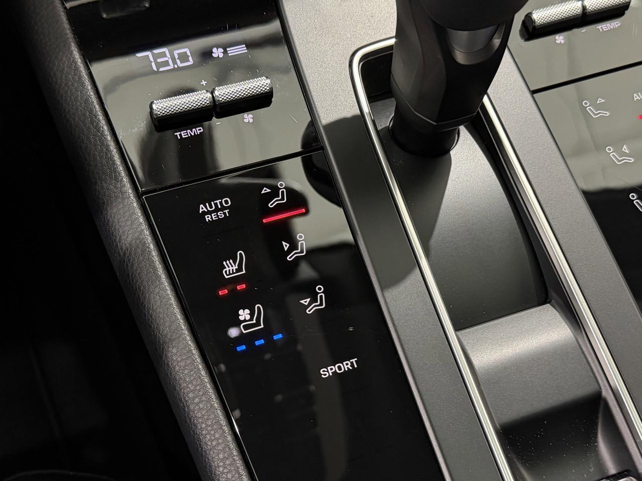 2025 Porsche Macan Newark DE