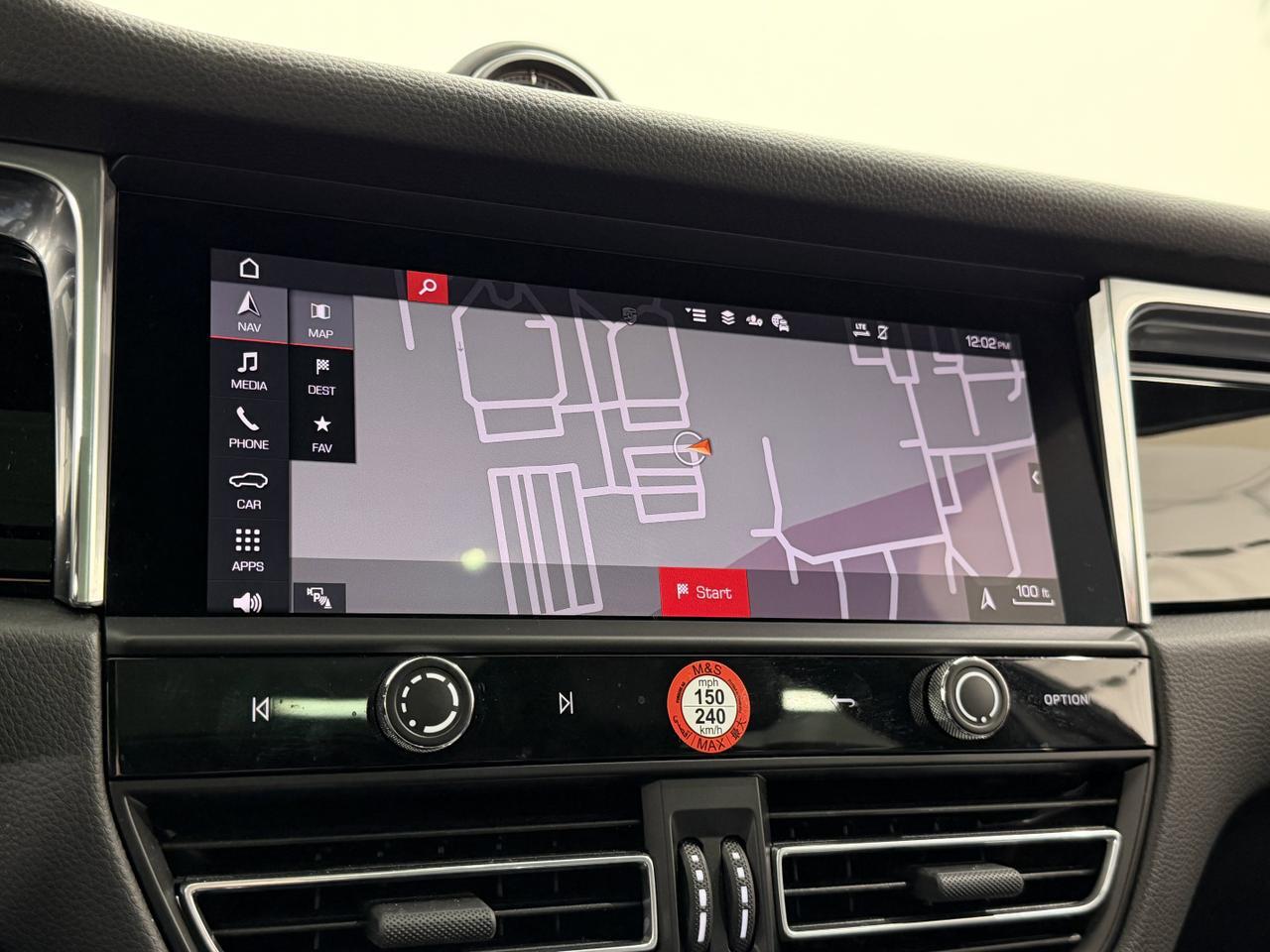 2025 Porsche Macan Newark DE