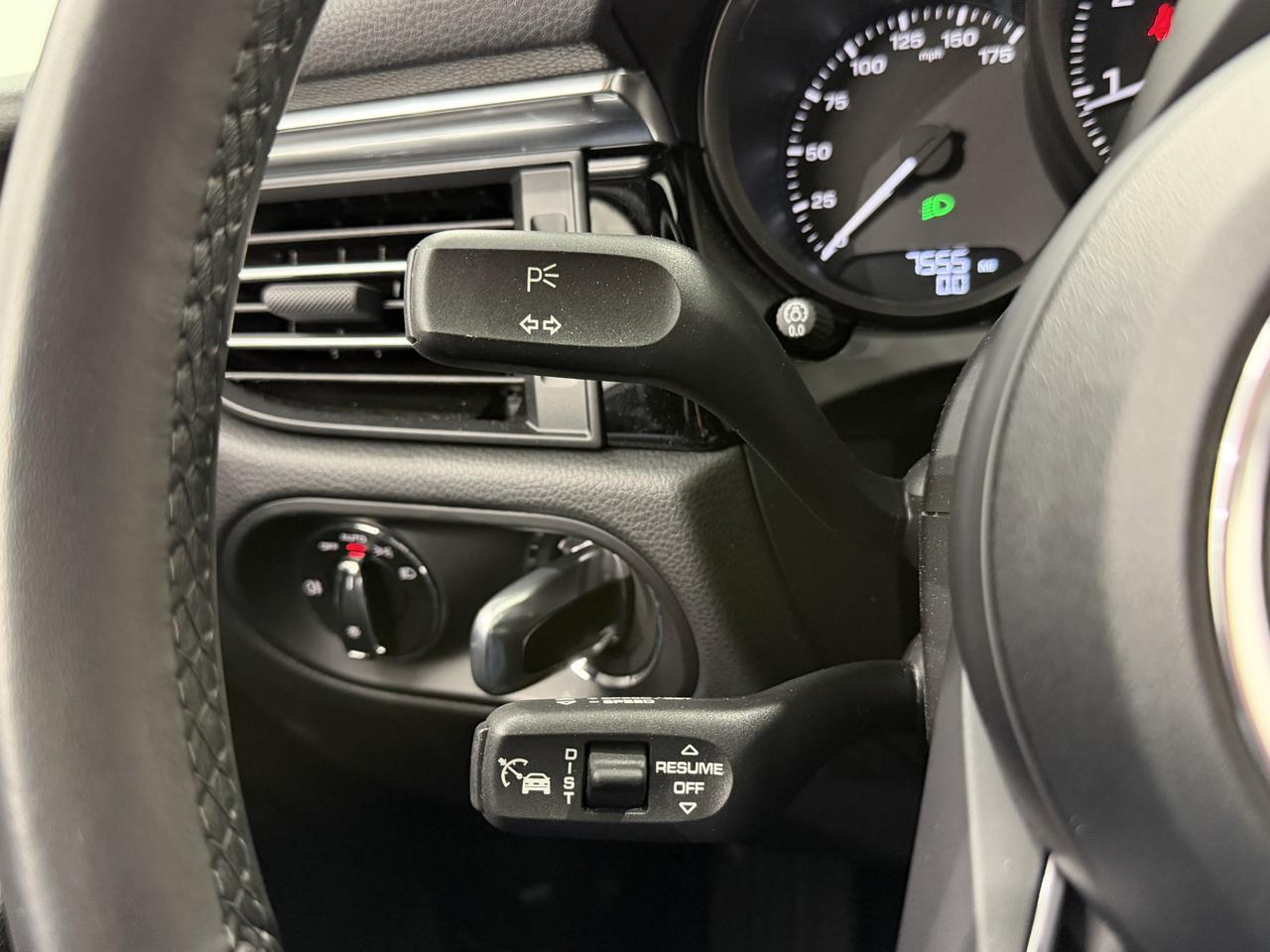 2025 Porsche Macan Newark DE