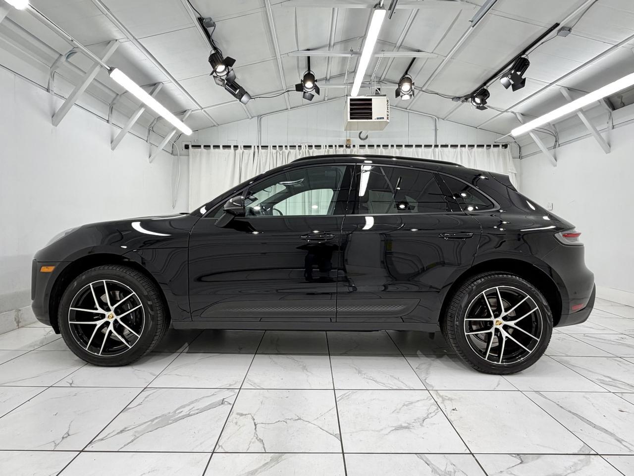 2025 Porsche Macan Newark DE