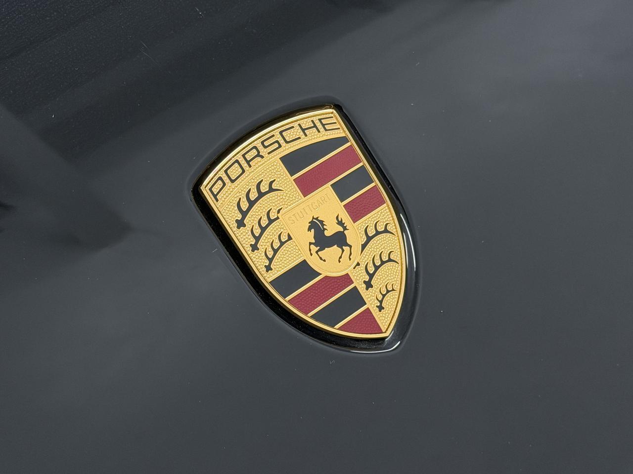 2025 Porsche Macan Newark DE