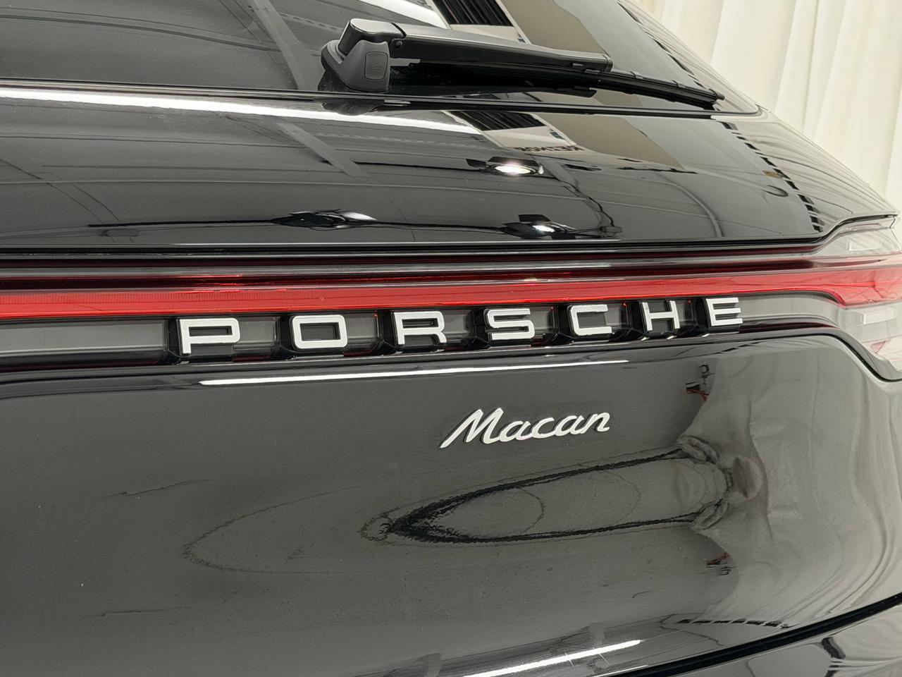 2025 Porsche Macan Newark DE