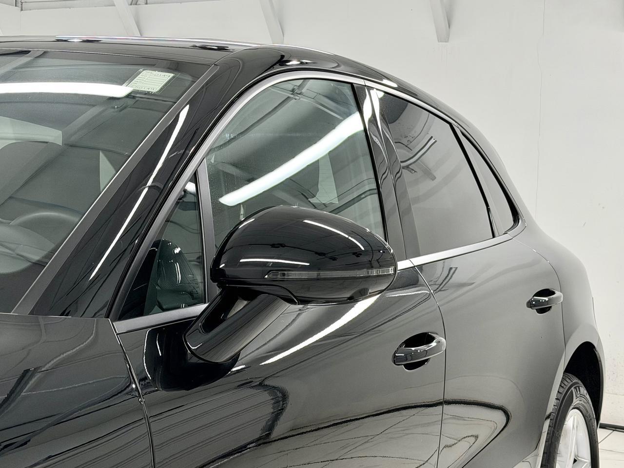 2025 Porsche Macan Newark DE