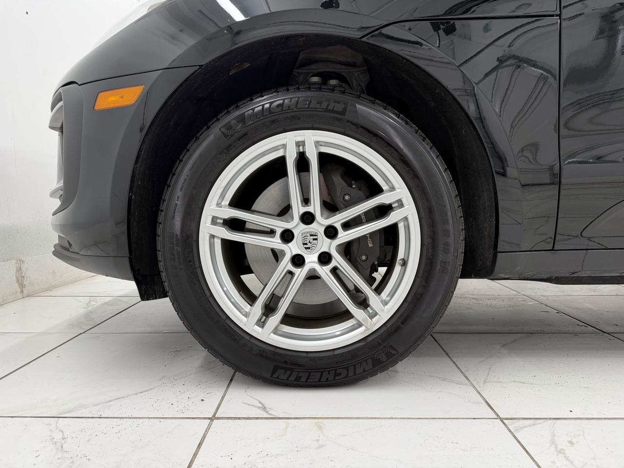 2025 Porsche Macan Newark DE