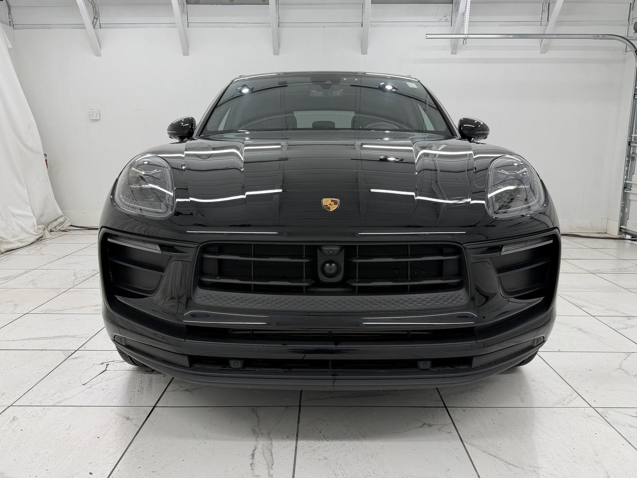 2025 Porsche Macan Newark DE