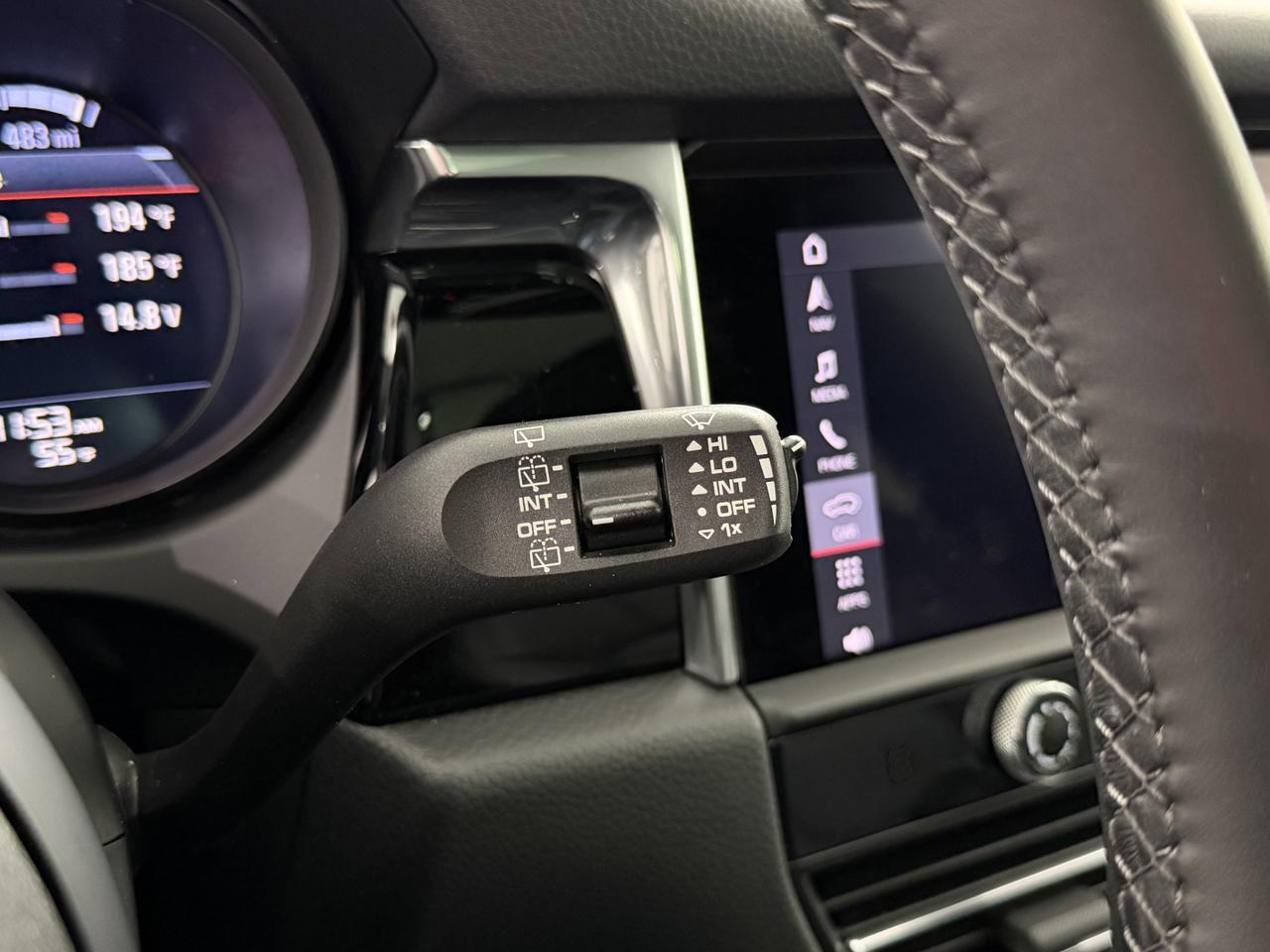 2025 Porsche Macan Newark DE