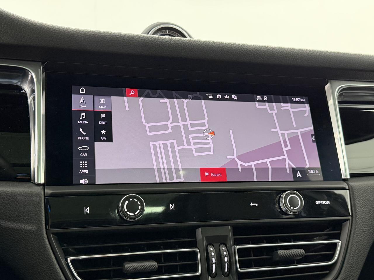 2025 Porsche Macan Newark DE