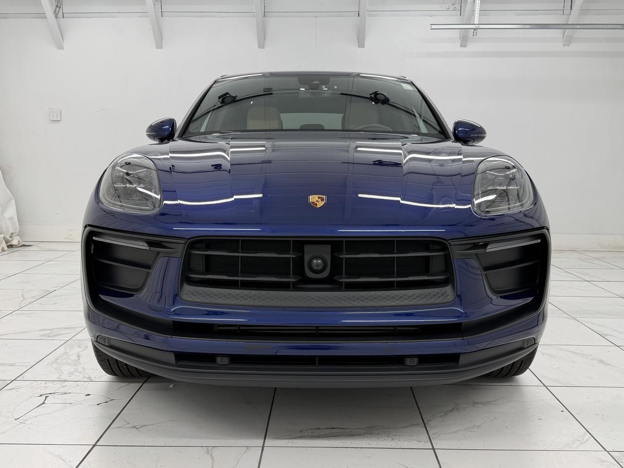 2025 Porsche Macan Newark DE