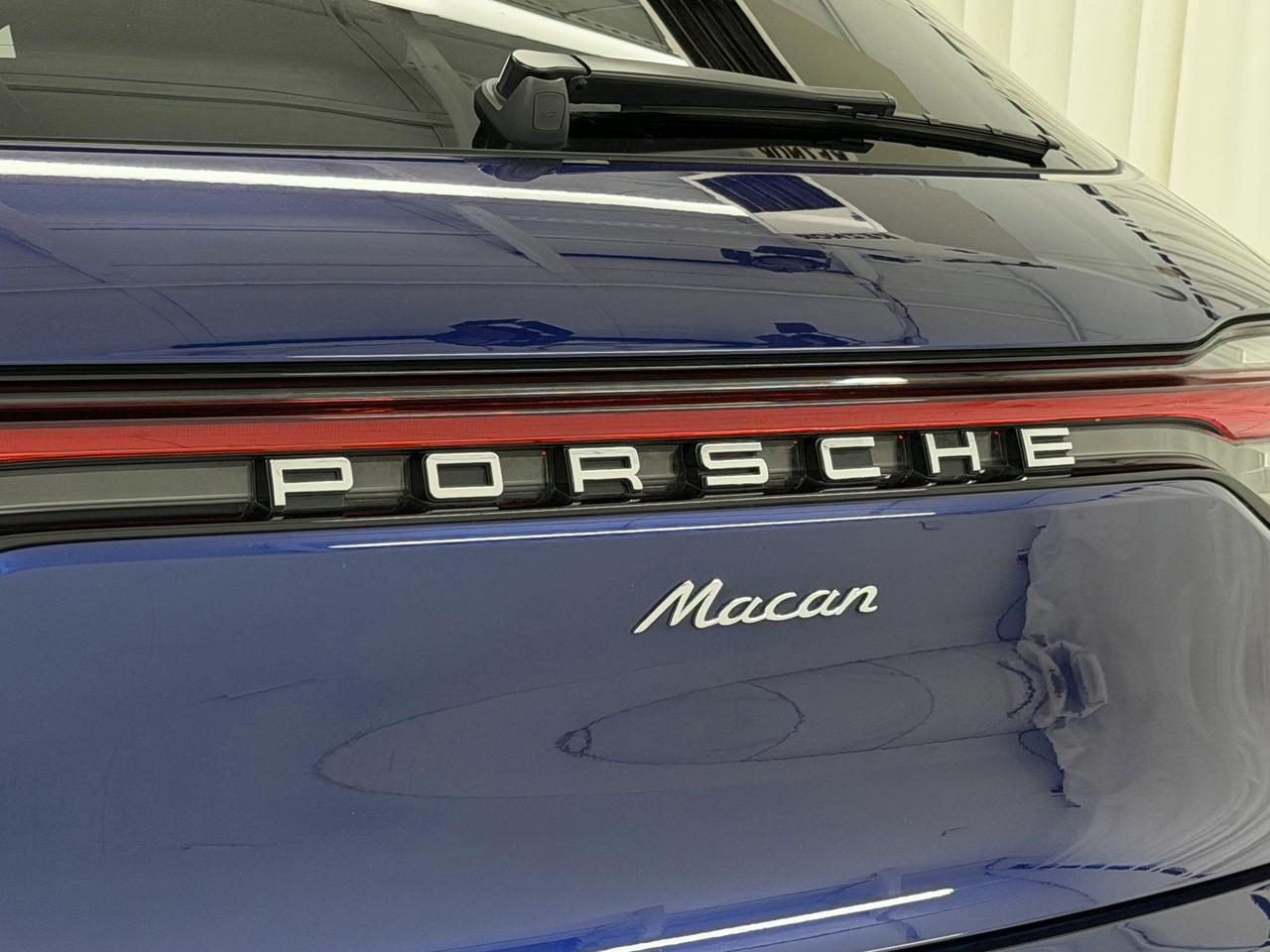2025 Porsche Macan Newark DE