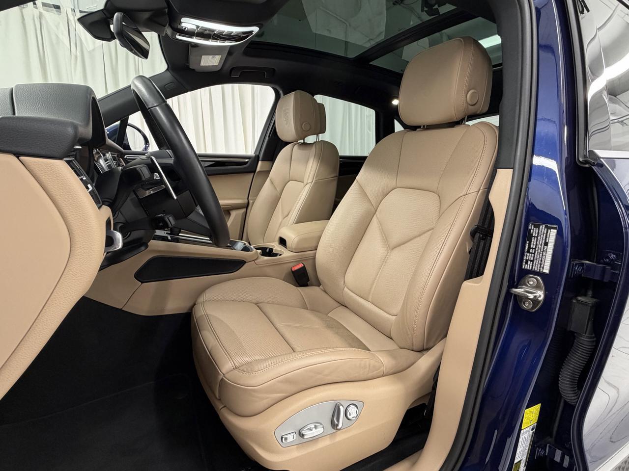 2025 Porsche Macan Newark DE