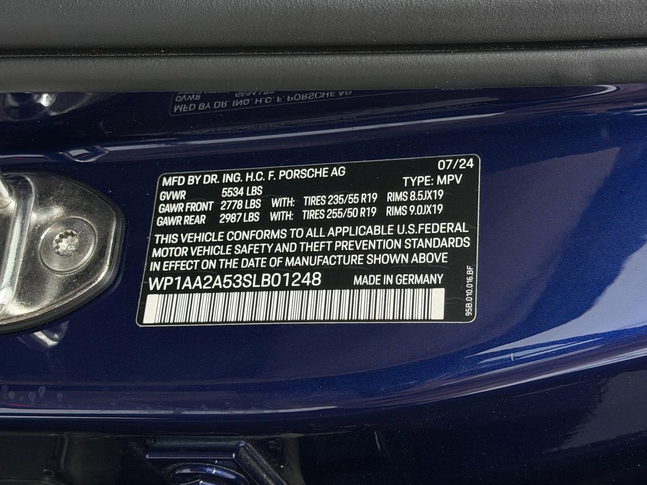 2025 Porsche Macan Newark DE