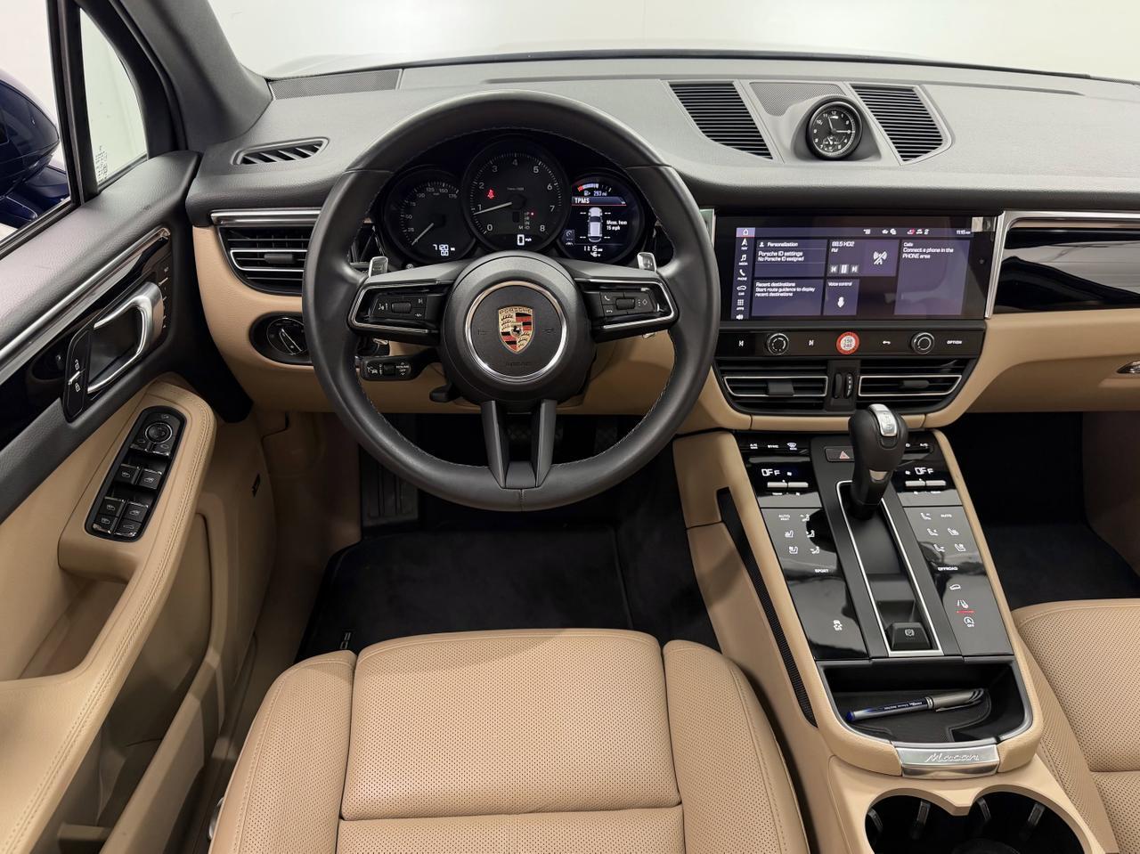 2025 Porsche Macan Newark DE