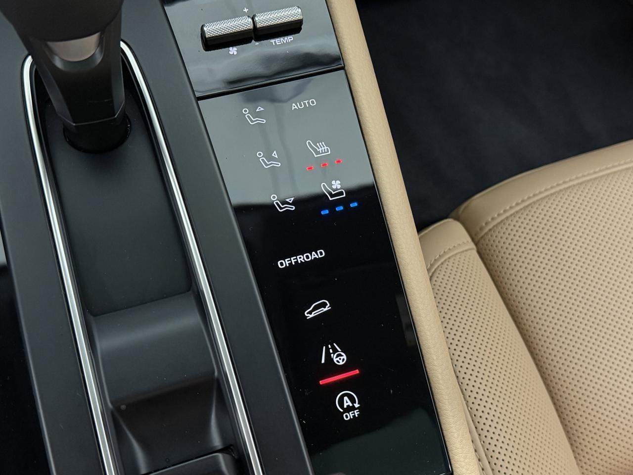 2025 Porsche Macan Newark DE