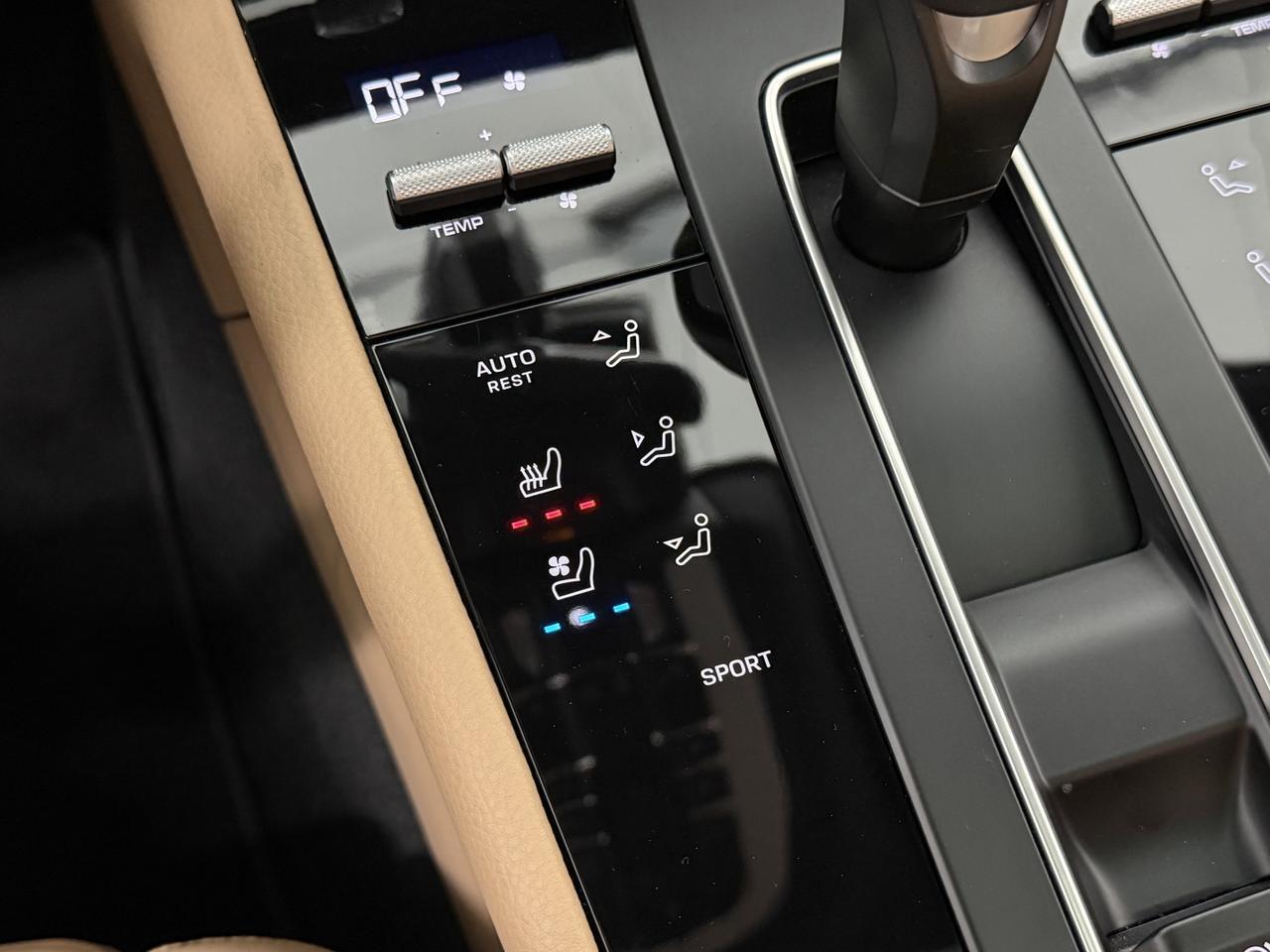 2025 Porsche Macan Newark DE