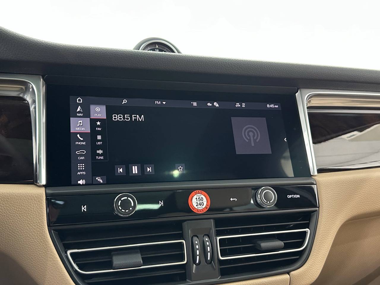 2025 Porsche Macan Newark DE