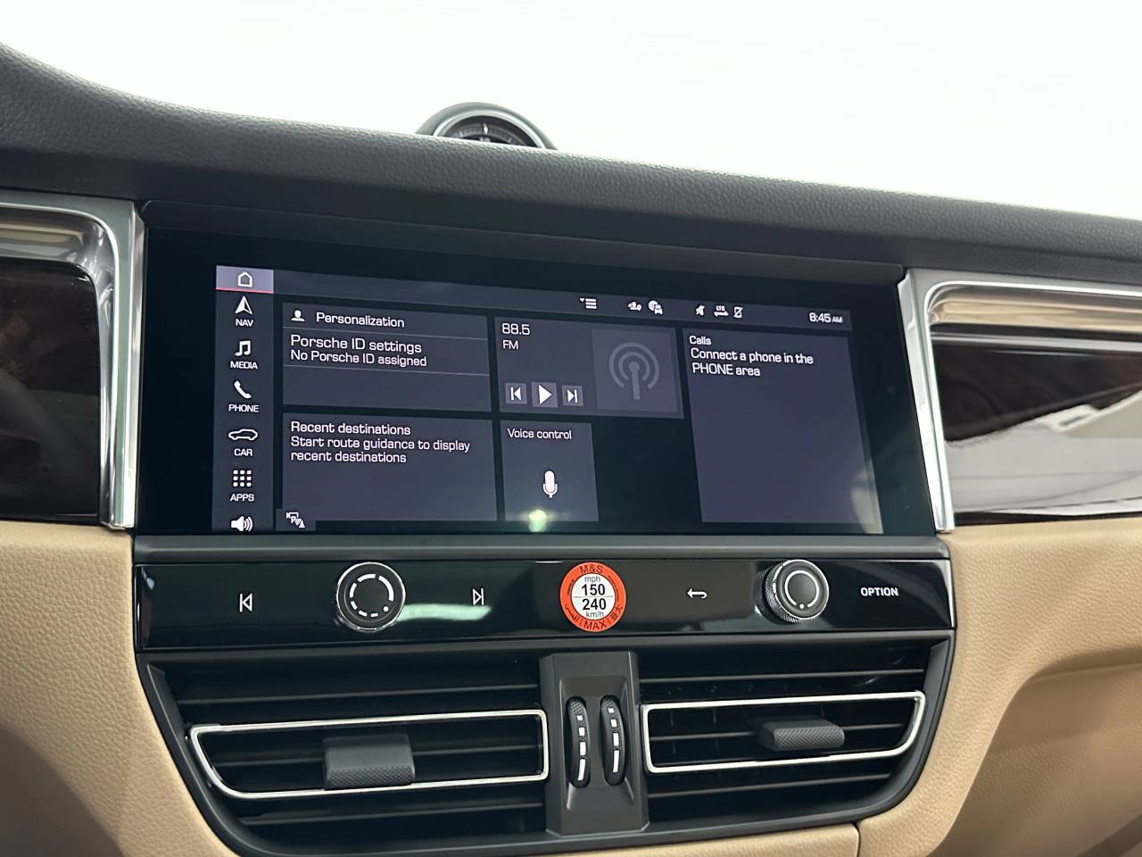2025 Porsche Macan Newark DE