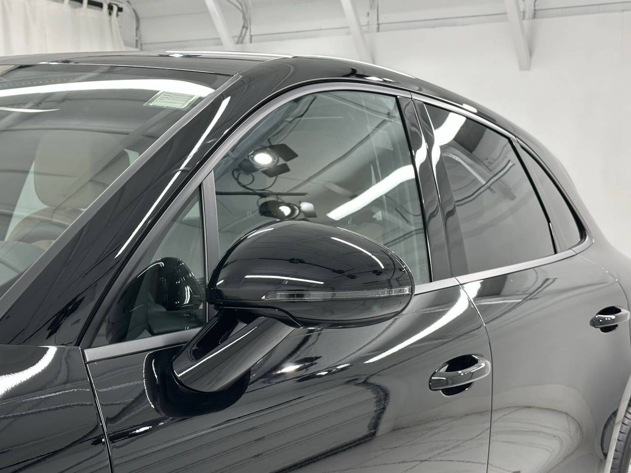 2025 Porsche Macan Newark DE