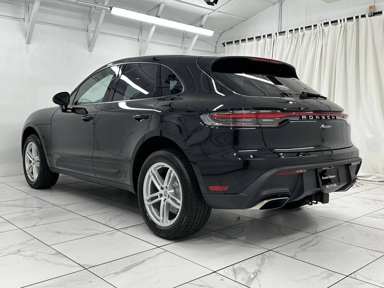 2025 Porsche Macan Newark DE
