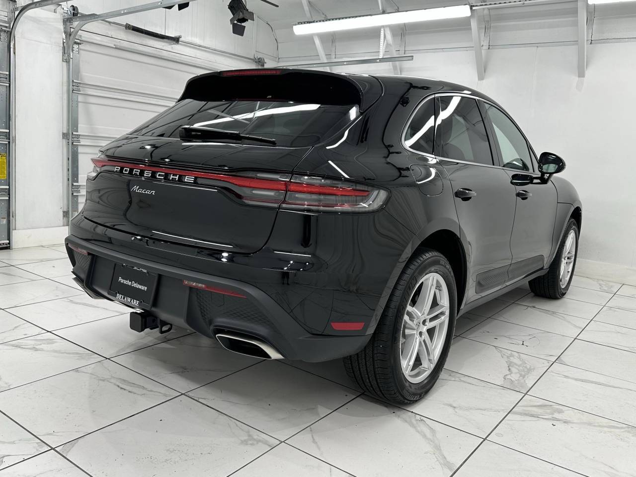 2025 Porsche Macan Newark DE