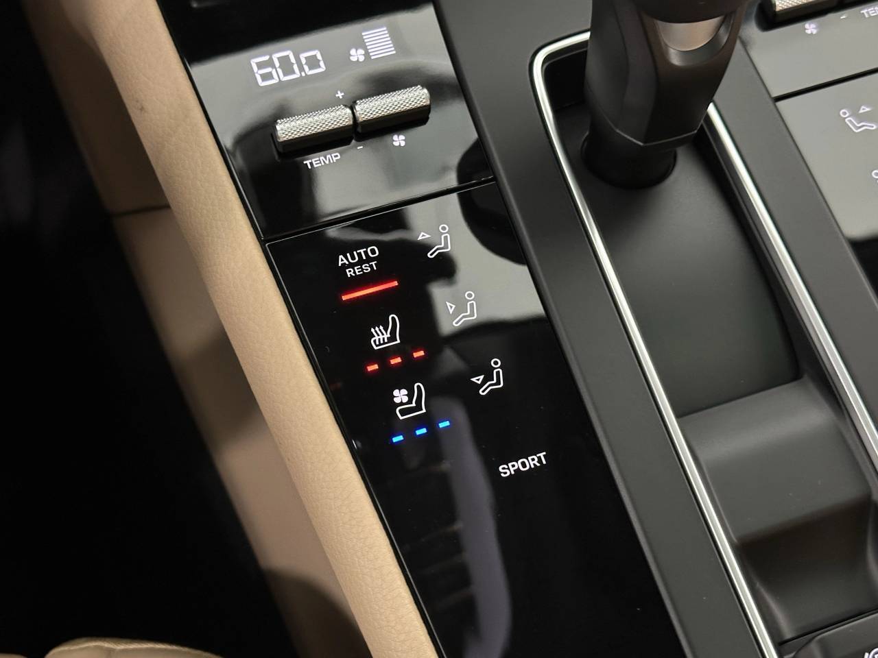 2025 Porsche Macan Newark DE